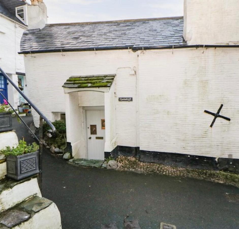 Spindrift Is A Beautiful Newly Refurbished Three Bedroom Private Family House Located On The Old Harbour And The Coastal Path In The Heart Of Beautiful Polperro Luaran gambar