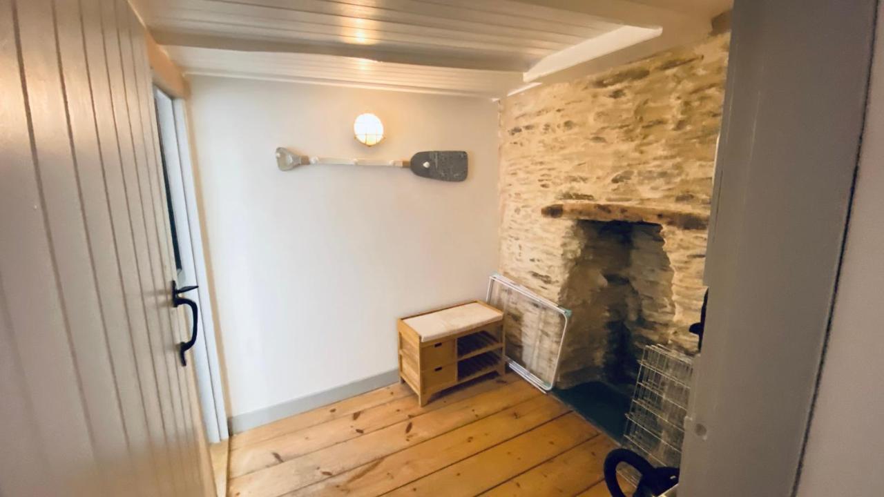 Spindrift Is A Beautiful Newly Refurbished Three Bedroom Private Family House Located On The Old Harbour And The Coastal Path In The Heart Of Beautiful Polperro Luaran gambar